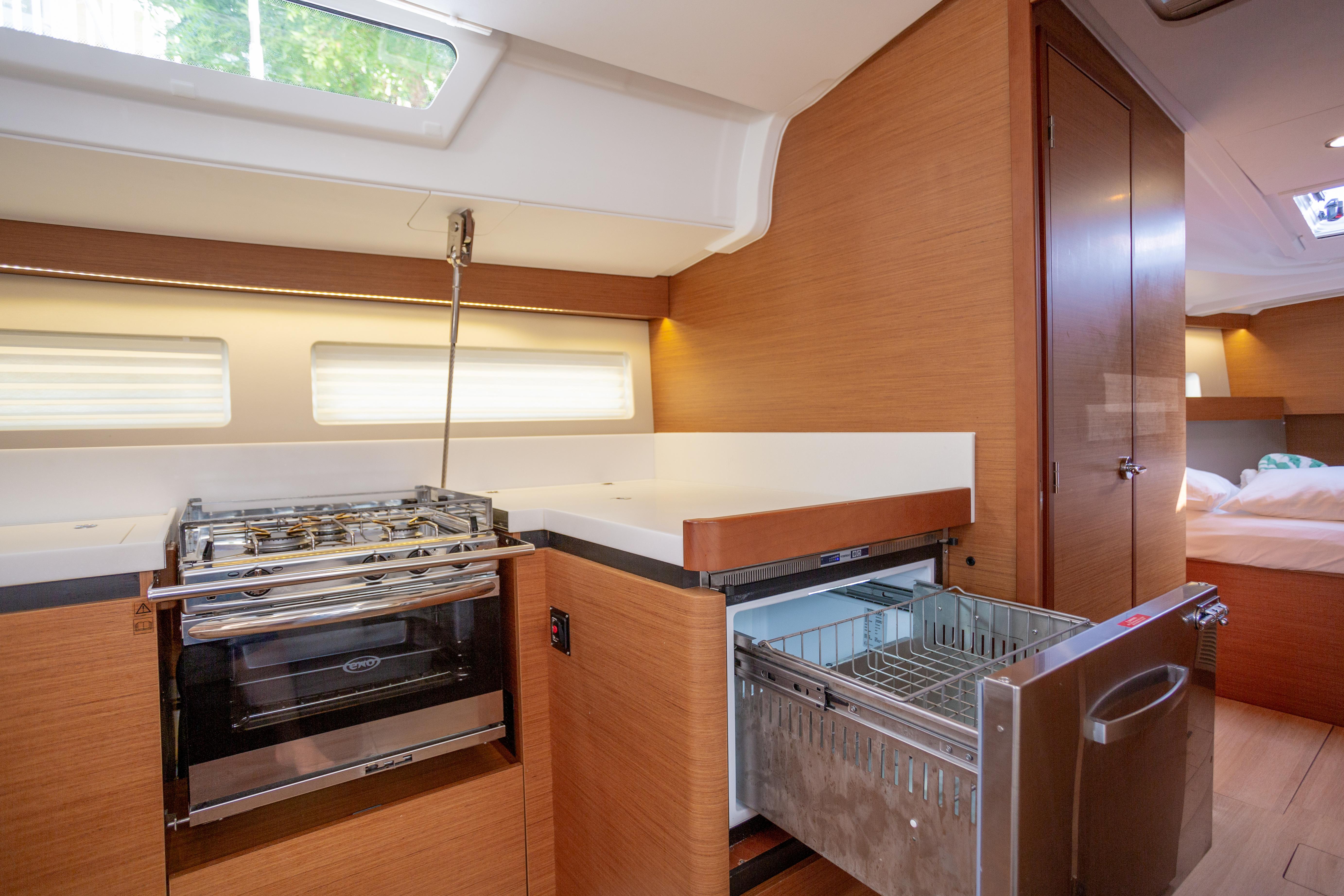 2020 Jeanneau Sun Odyssey 490 en venta (photo 29)