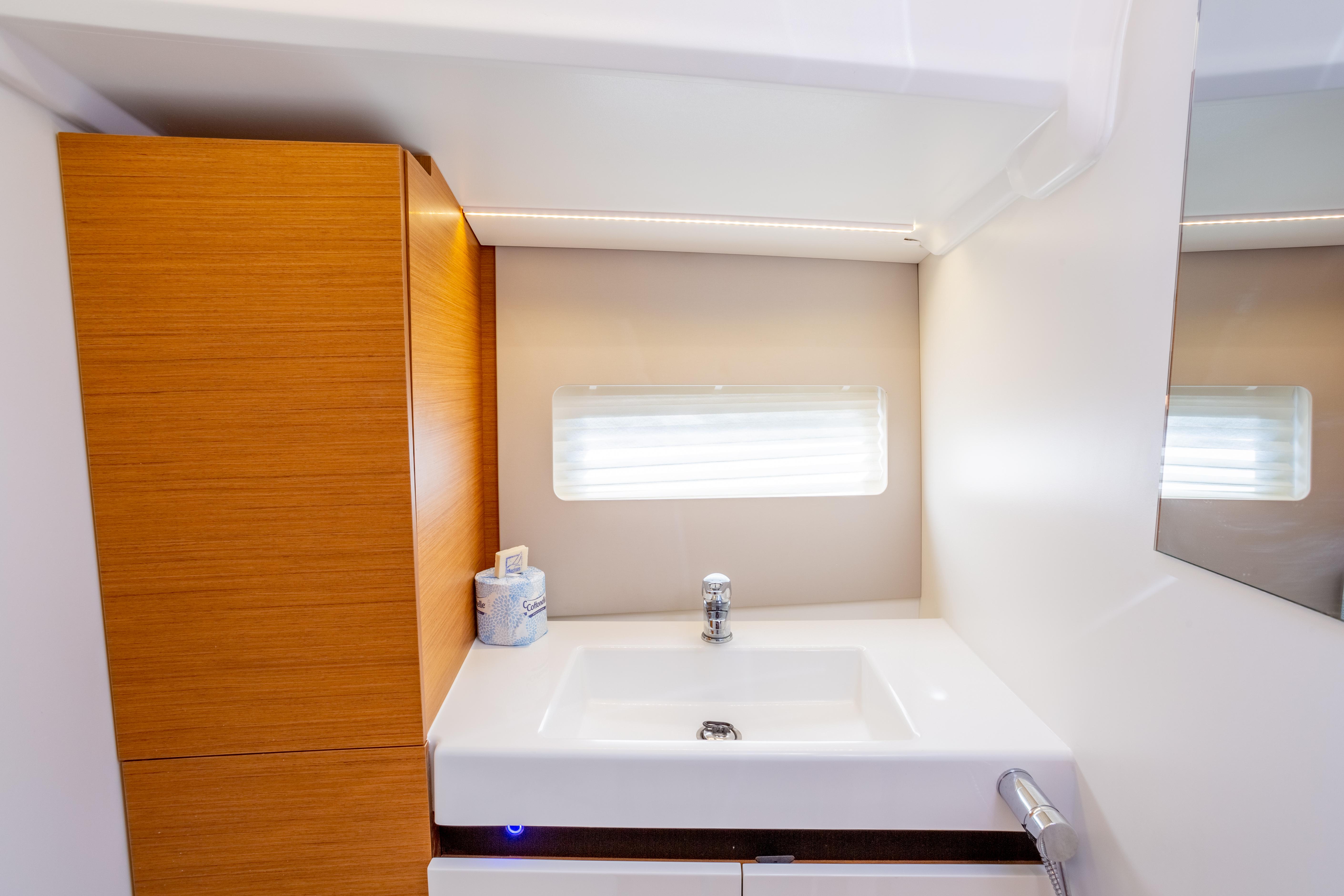 2020 Jeanneau Sun Odyssey 490 en venta (photo 33)