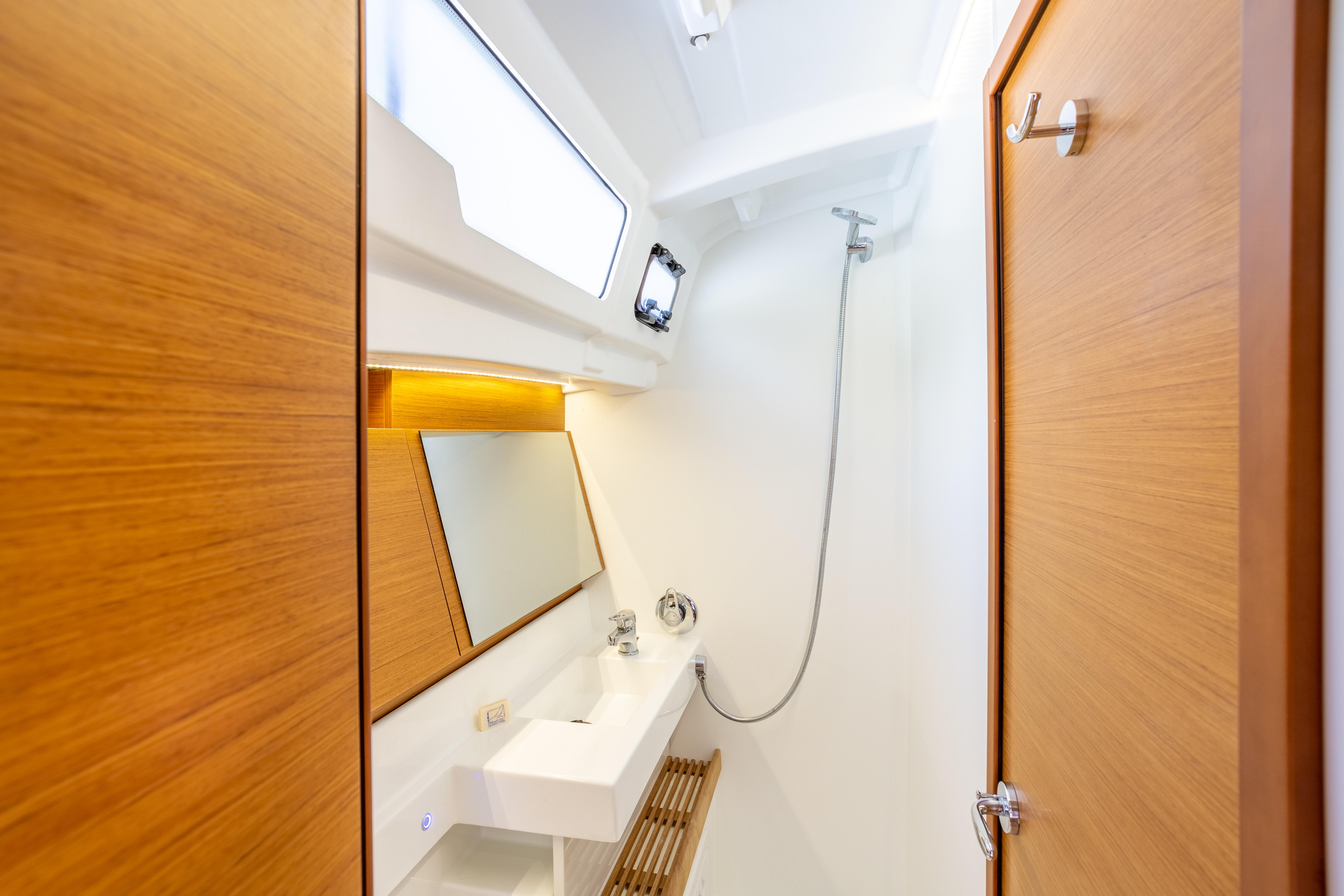 2020 Jeanneau Sun Odyssey 490 en venta (photo 40)