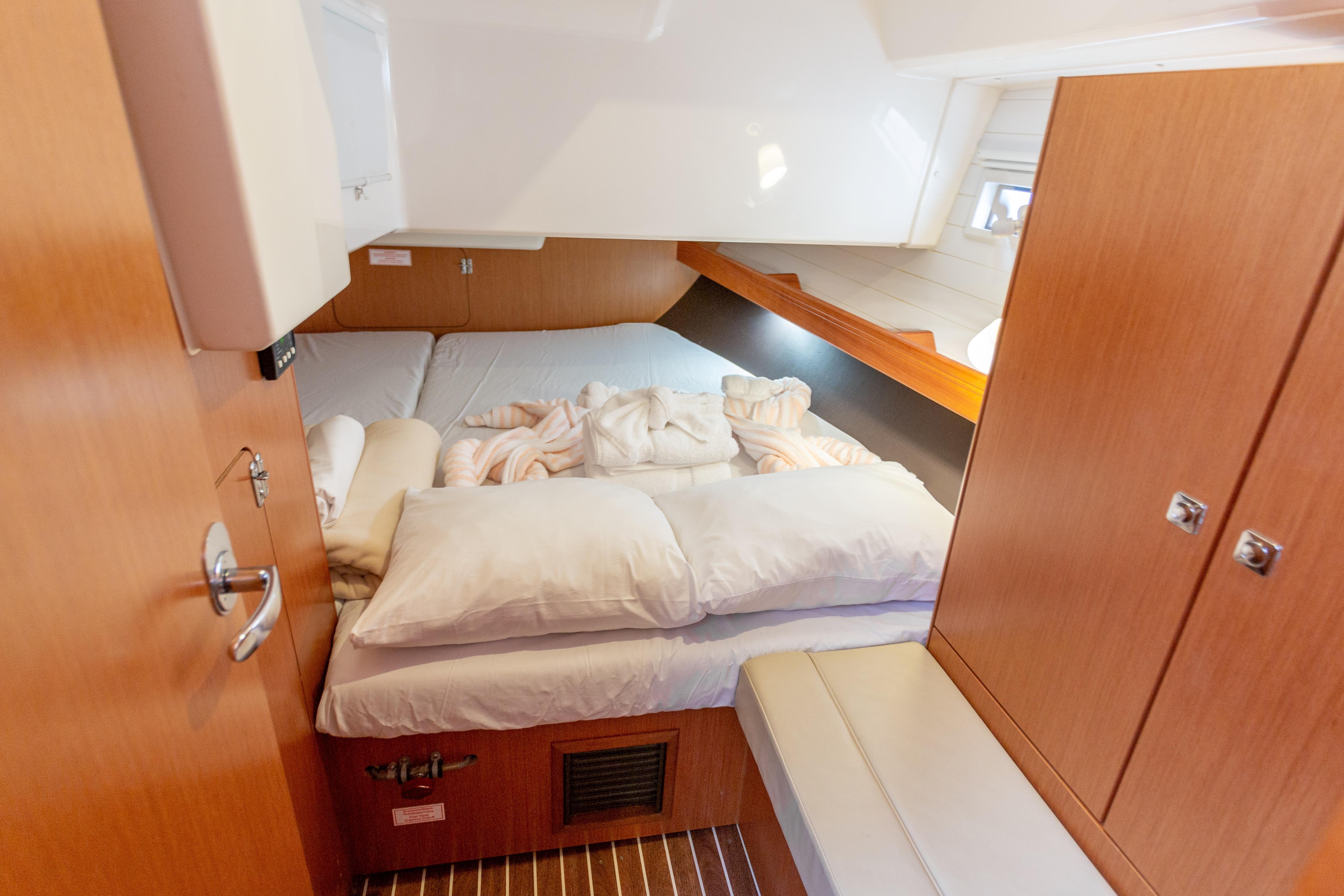 2018 Bavaria Cruiser 41 for sale (photo 16)