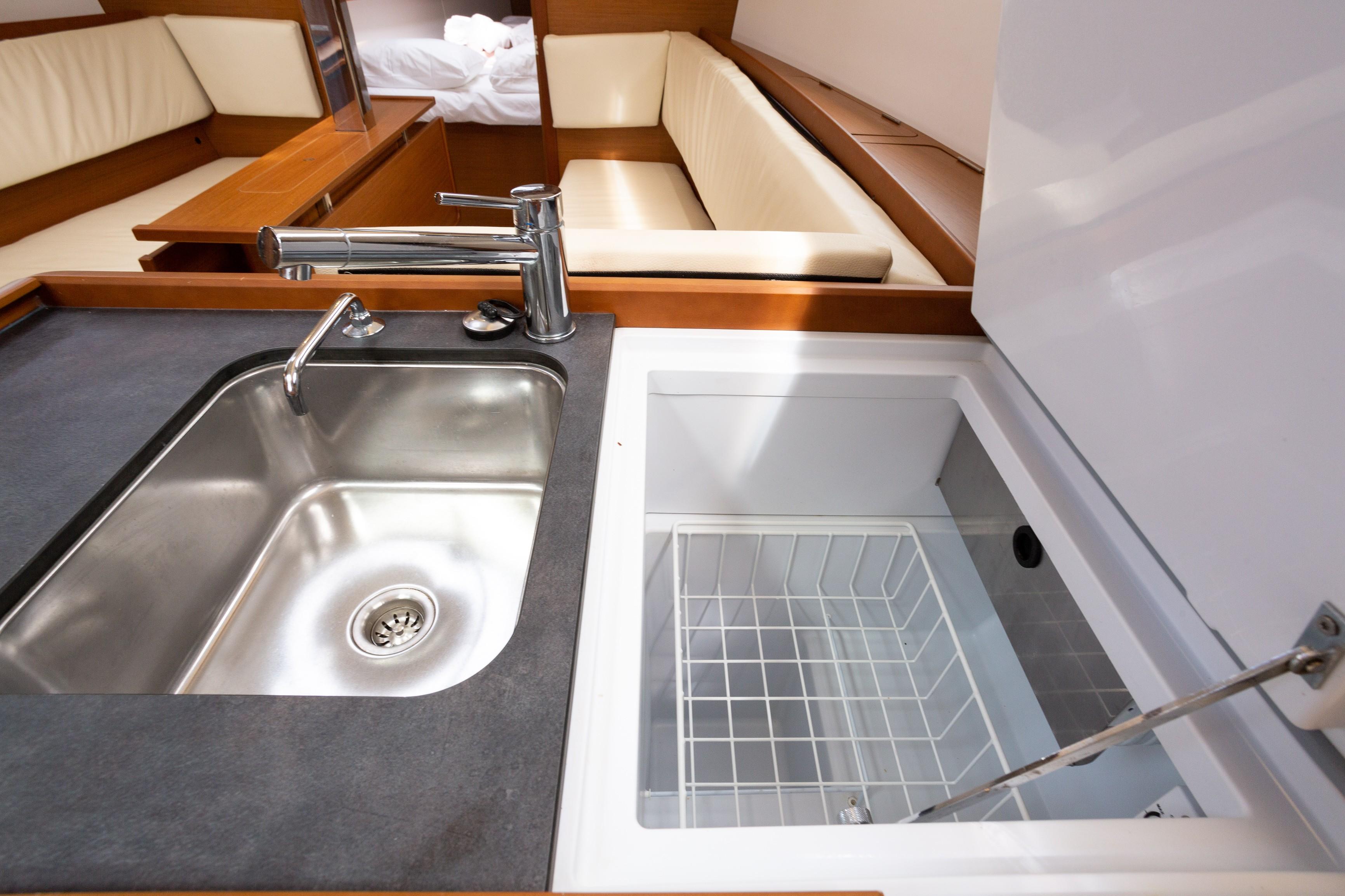 2020 Jeanneau Sun Odyssey 349 na sprzedaż (photo 33)