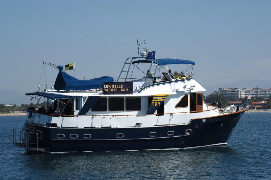 1983 DeFever Performance Offshore Cruiser à vendre (photo 2)