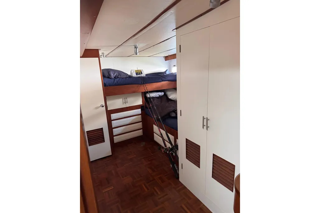 1983 DeFever Performance Offshore Cruiser à vendre (photo 36)