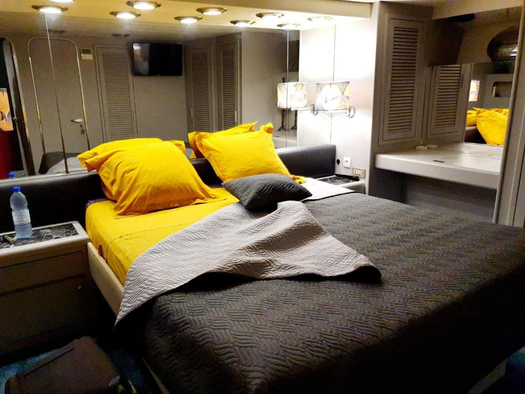1985 AZIMUT 66 zu verkaufen (photo 11)