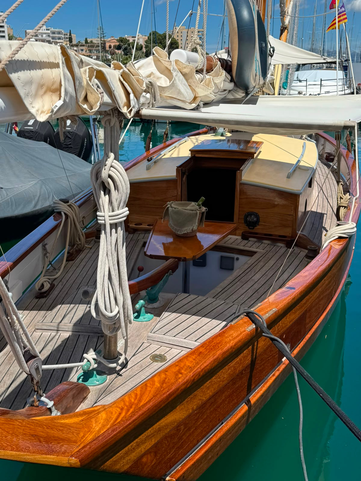 2000 Essex smack Yacht 29 Stewart's Secret for sale (photo 16)