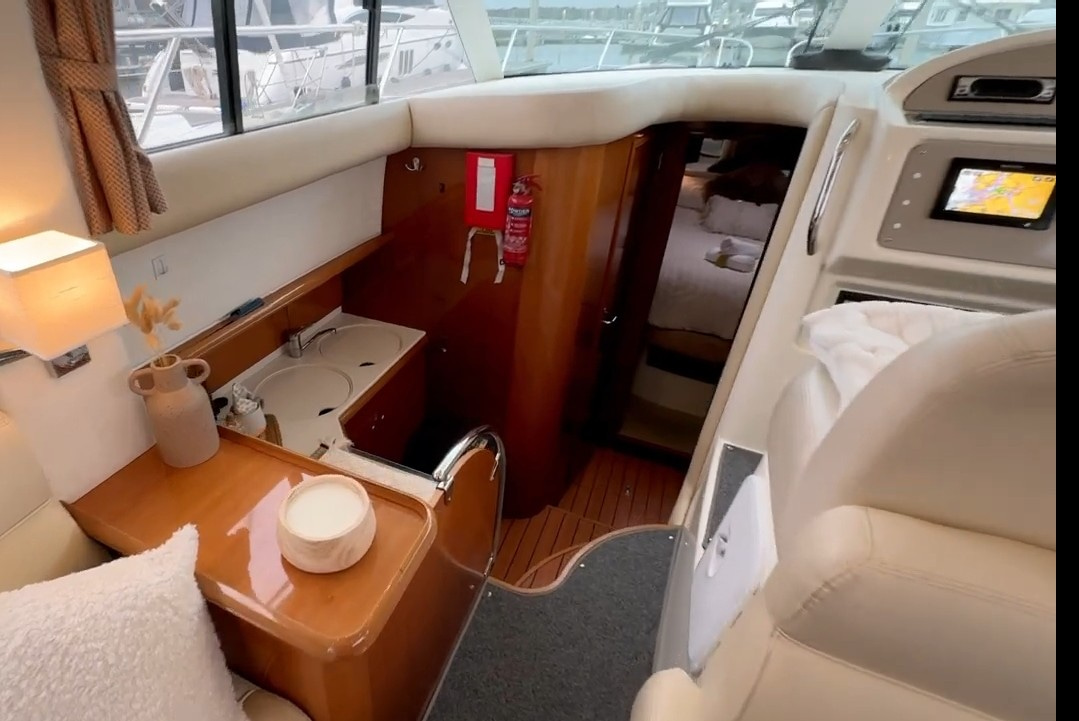 2005 Jeanneau Prestige 36 fly à vendre (photo 8)