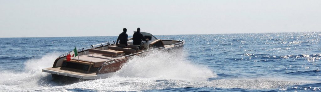2023 Custom Power Boat 2 a noleggio (photo 5)