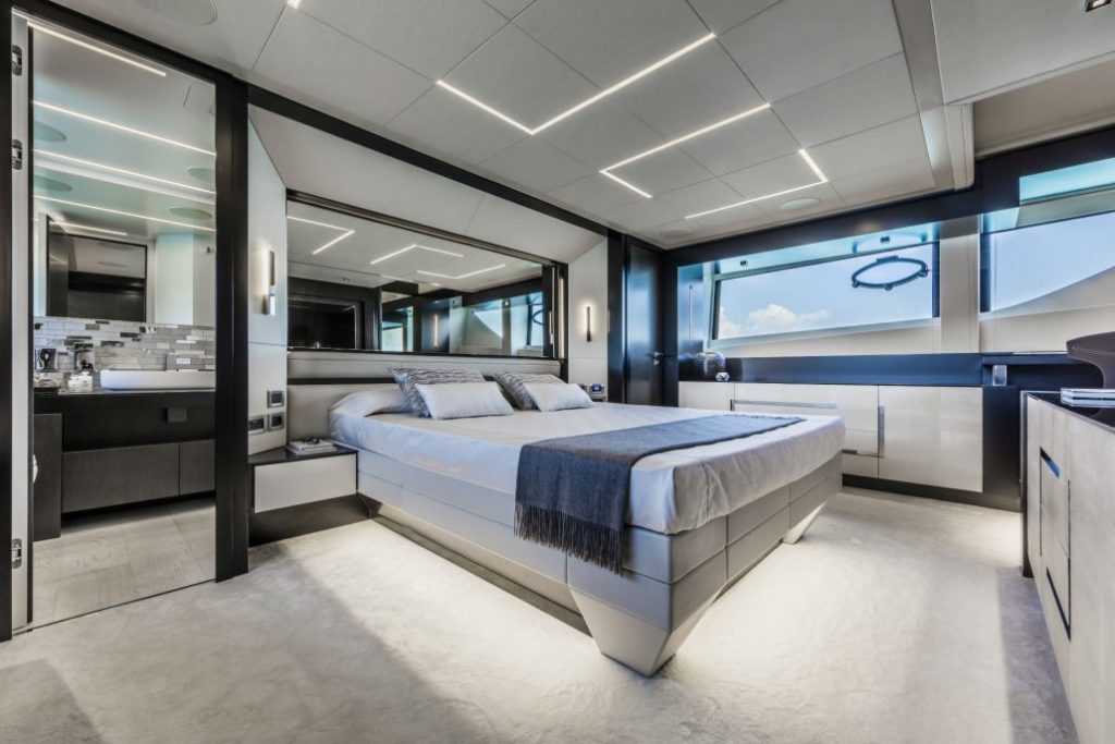 2023 Pershing 98 en alquiler (photo 5)