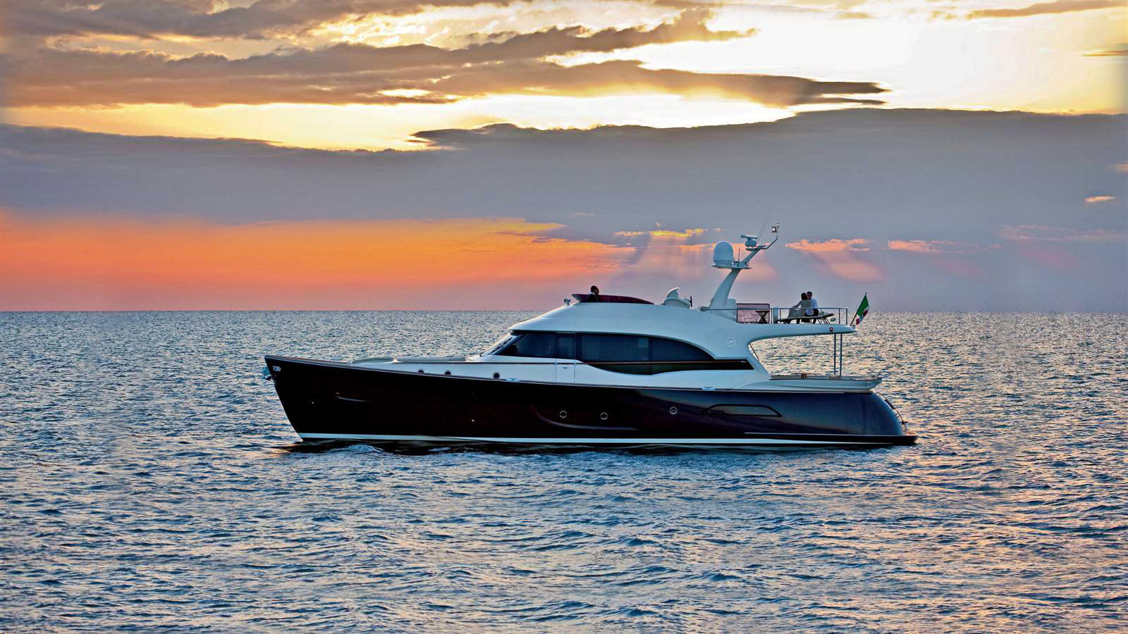 2024 Ferretti Big Blu zu chartern (photo 1)