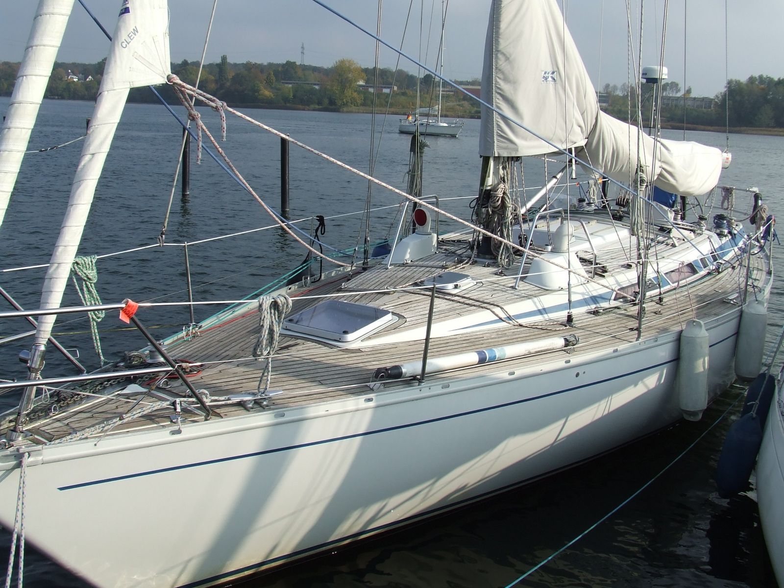 1988 Cantiere del Pardo Grand Soleil 39 for sale and charter