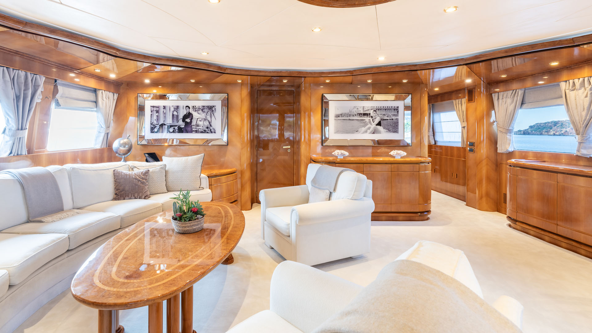 2003 Mondomarine Lady G II a noleggio (photo 7)