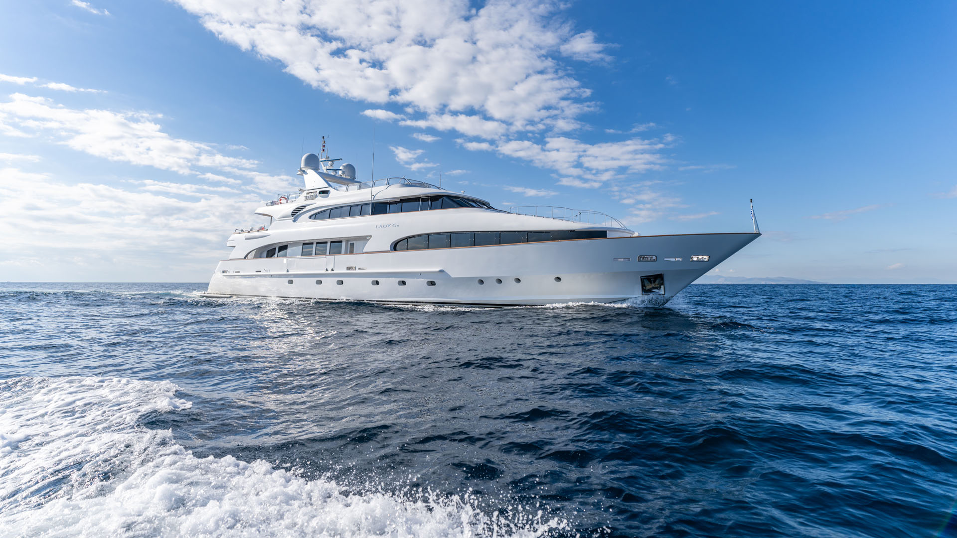 2003 Mondomarine Lady G II a noleggio (photo 8)