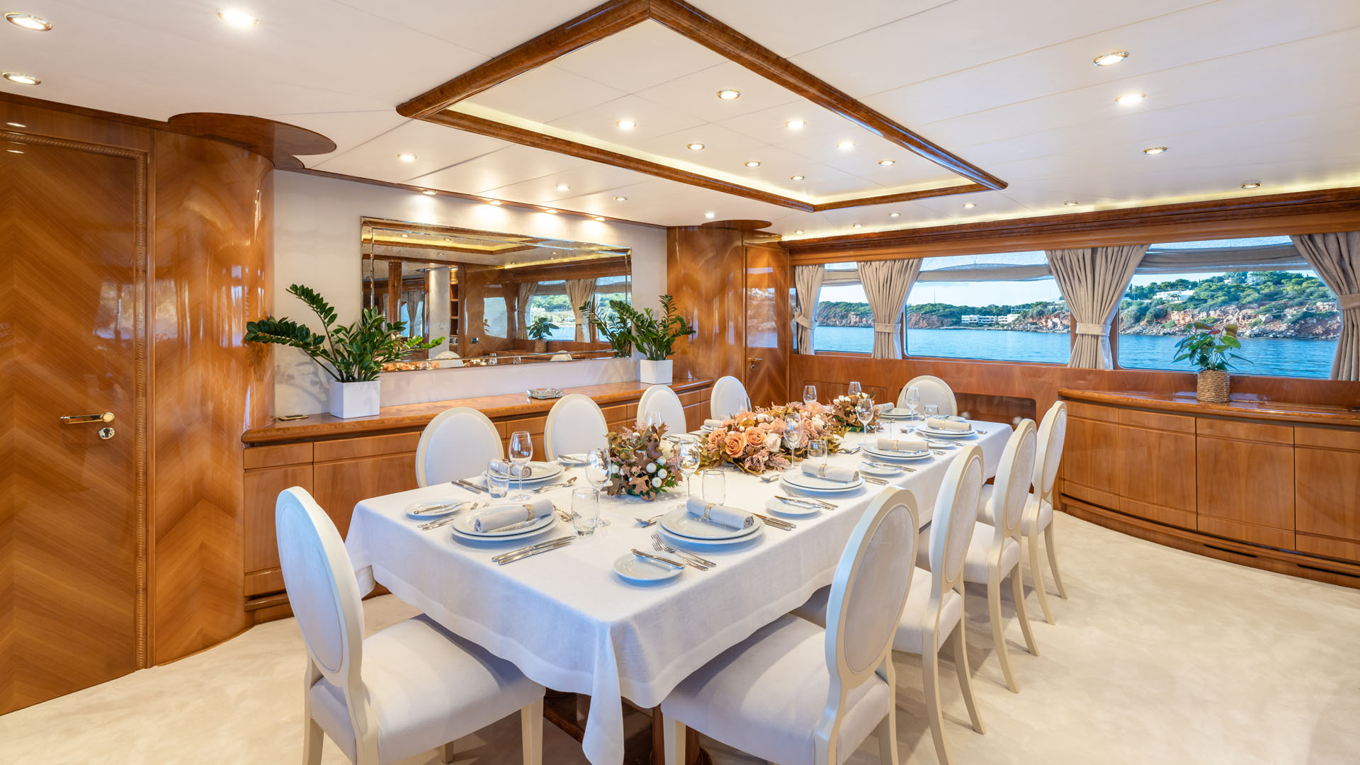 2003 Mondomarine Lady G II a noleggio (photo 9)