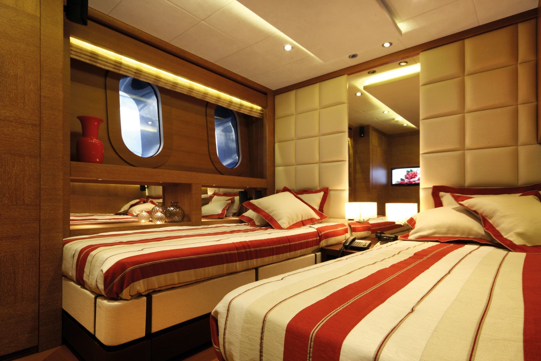2011 Mondomarine Mondomarine 160 na sprzedaż (photo 31)
