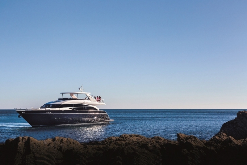 2013 Princess Princess 85 na czarter (photo 3)