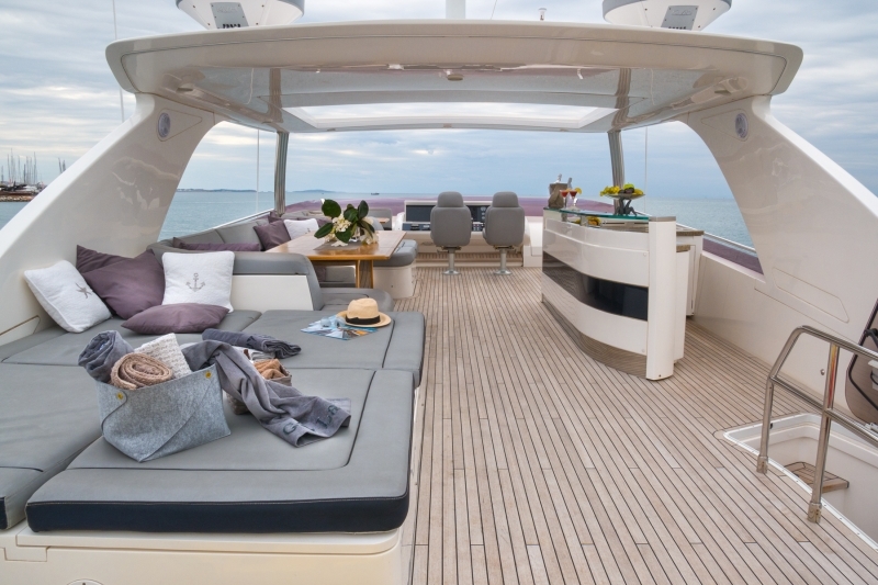 2013 Princess Princess 85 na czarter (photo 11)