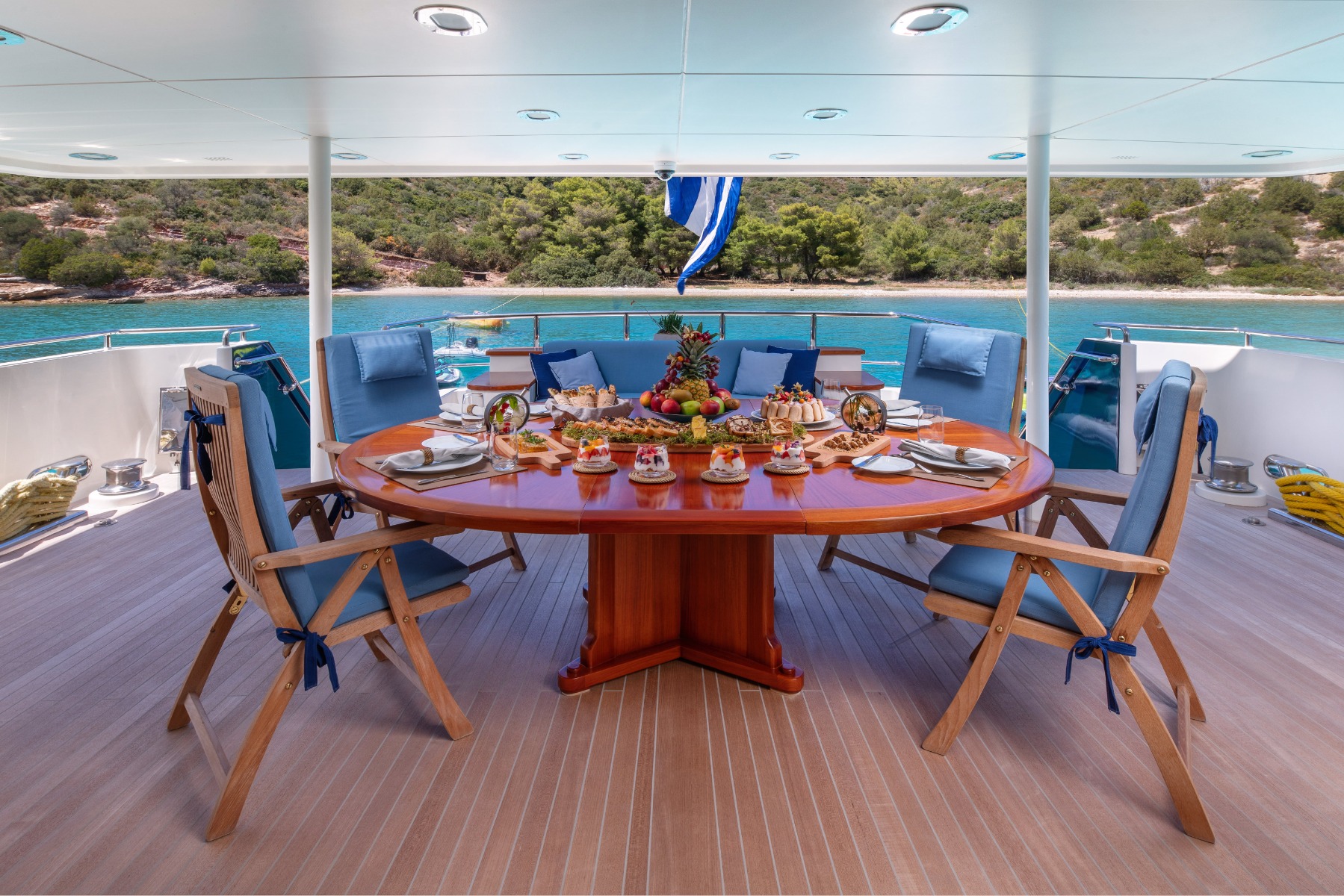 1992 Heesen Custom for charter (photo 7)