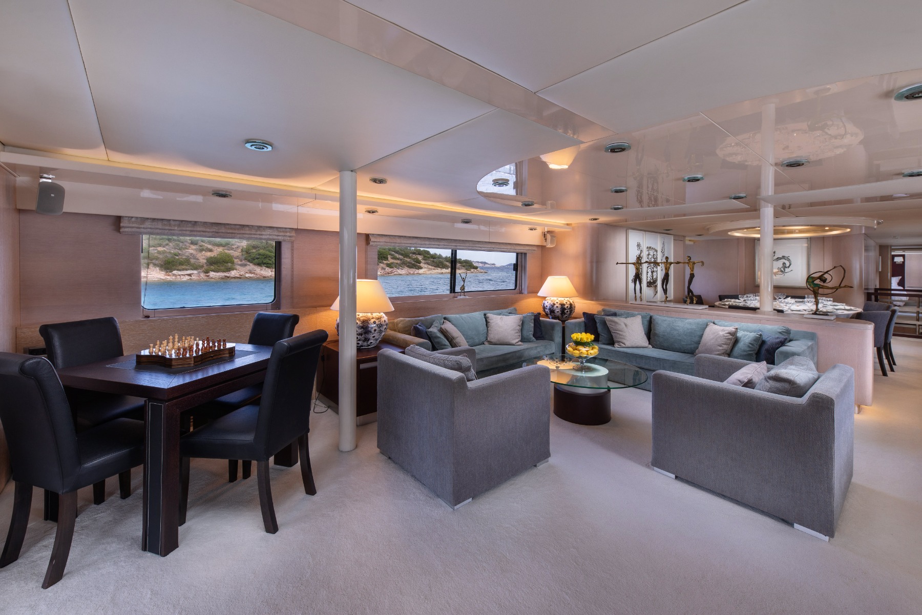 1992 Heesen Custom for charter (photo 8)