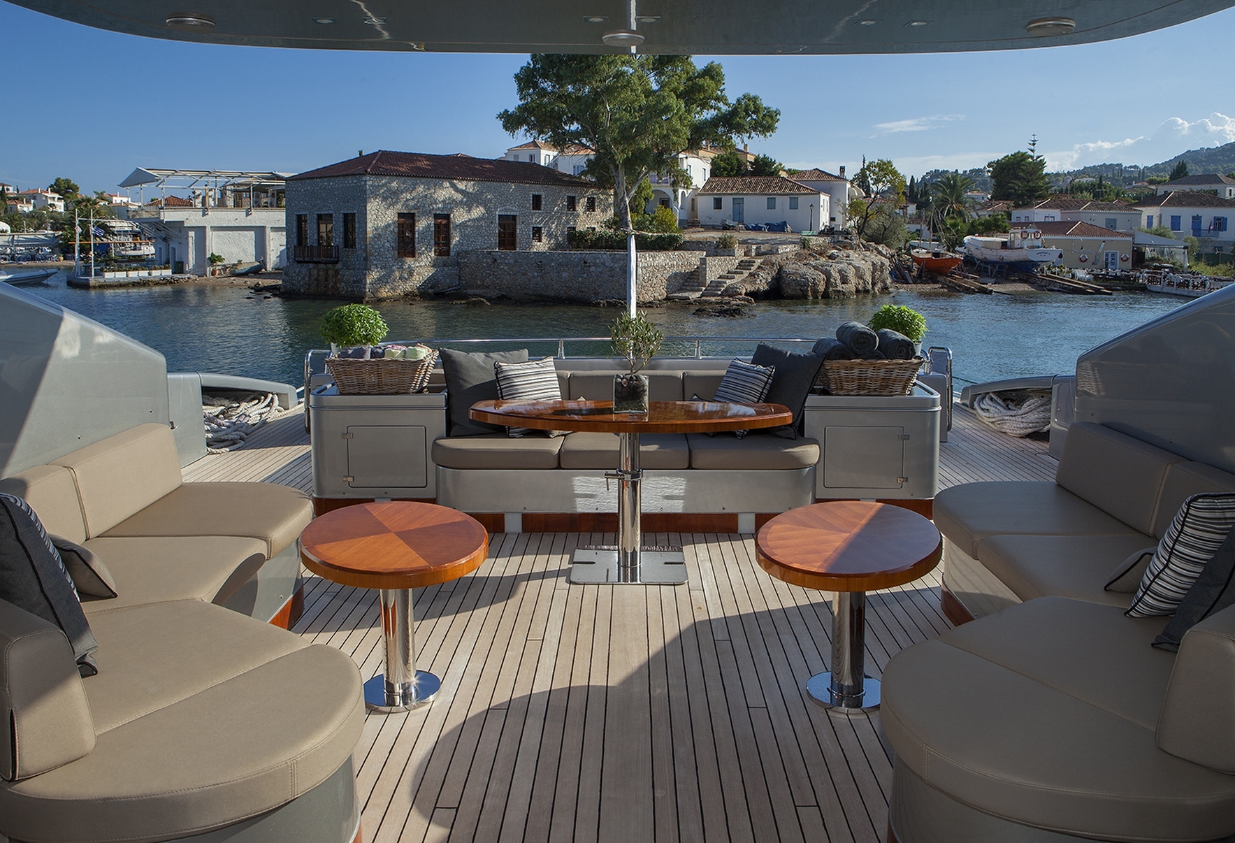 2009 AB Yacht AB 140 zu chartern (photo 9)