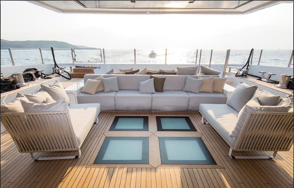 2016 Admiral Custom te huur (photo 12)