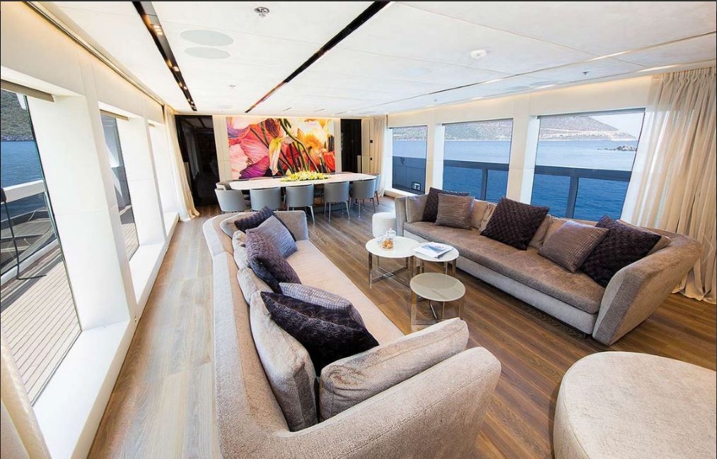 2016 Admiral Custom te huur (photo 17)