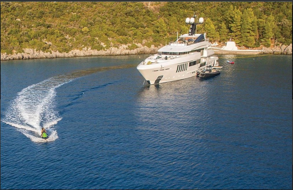 2016 Admiral Custom te huur (photo 31)