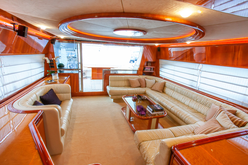 2001 Ferretti Ferretti 80 zu chartern (photo 3)