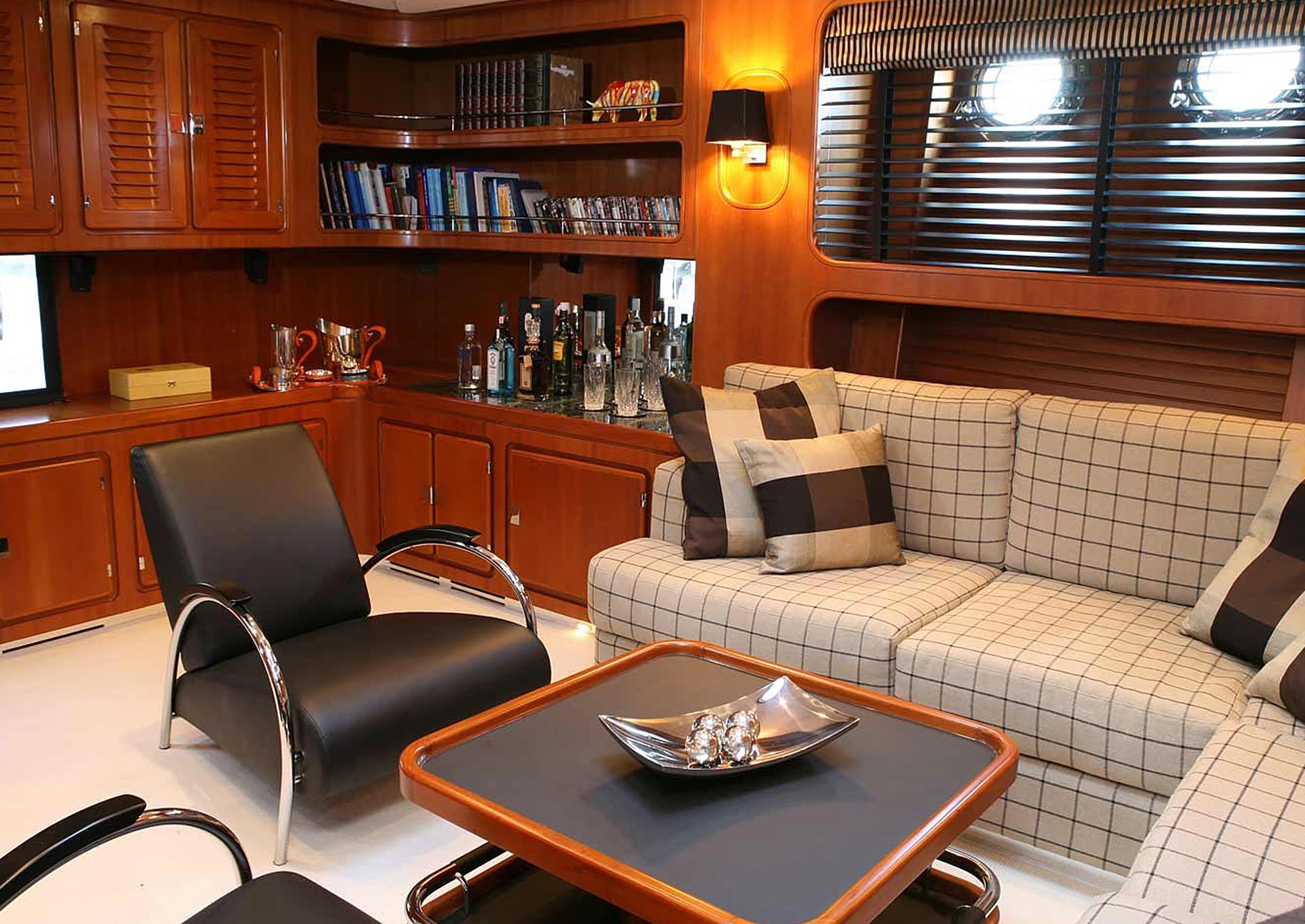 1989 Perini Navi Custom a noleggio (photo 6)