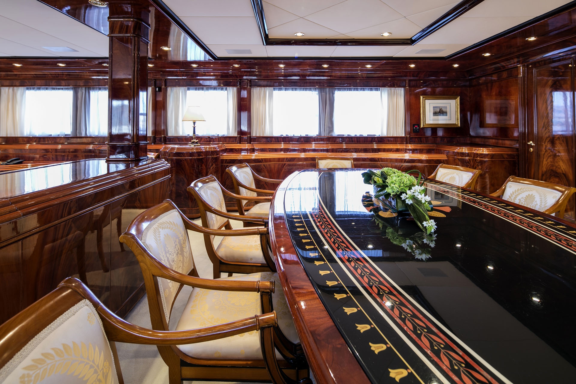 1997 Intermarine JAAN for charter (photo 15)