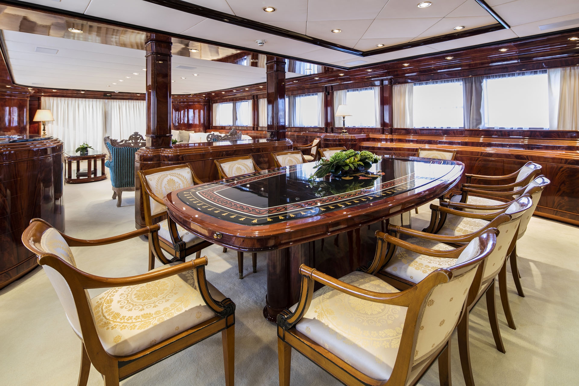 1997 Intermarine JAAN for charter (photo 16)