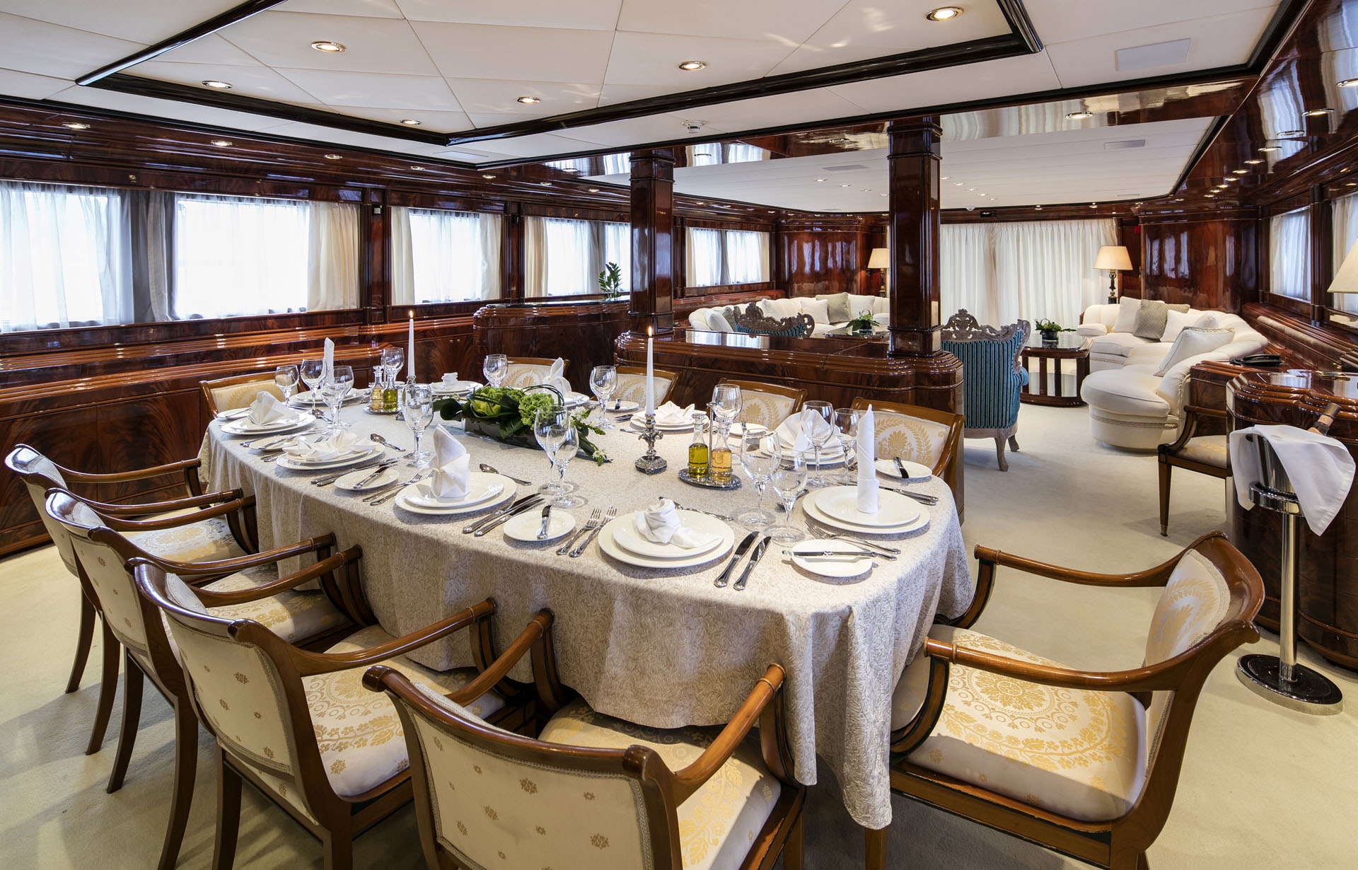 1997 Intermarine JAAN for charter (photo 18)