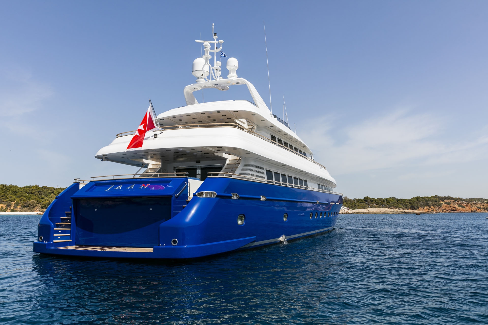 1997 Intermarine JAAN for charter (photo 35)