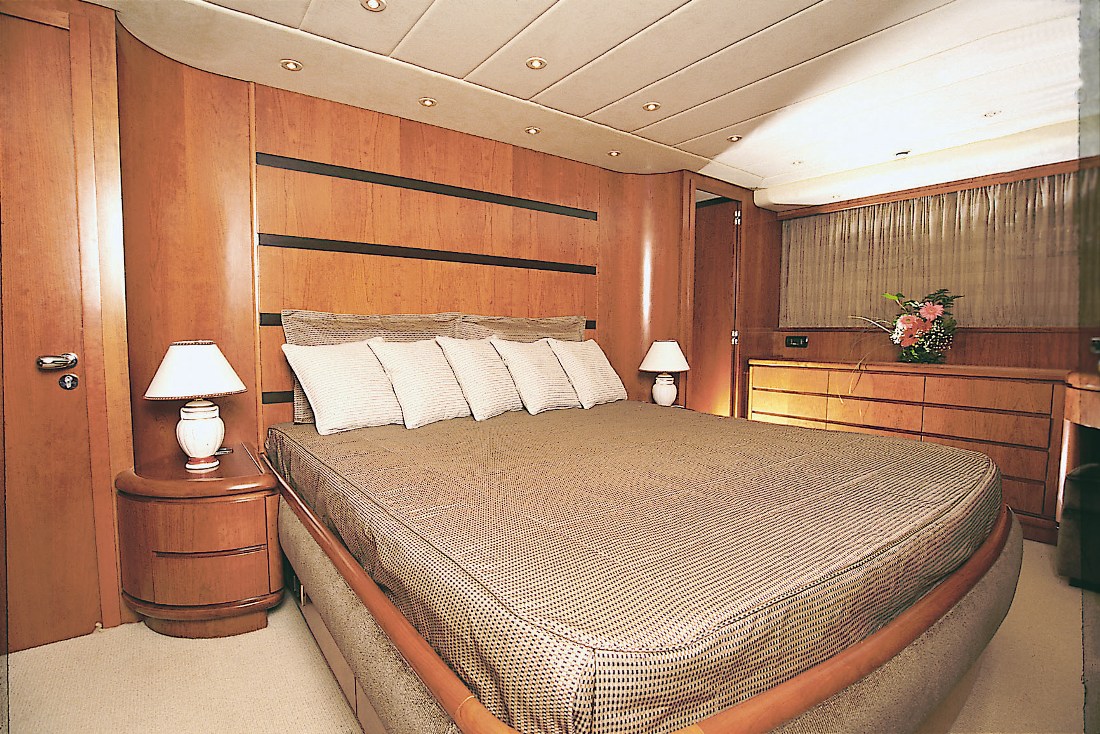 2000 Falcon Falcon 30M in vendita (photo 11)