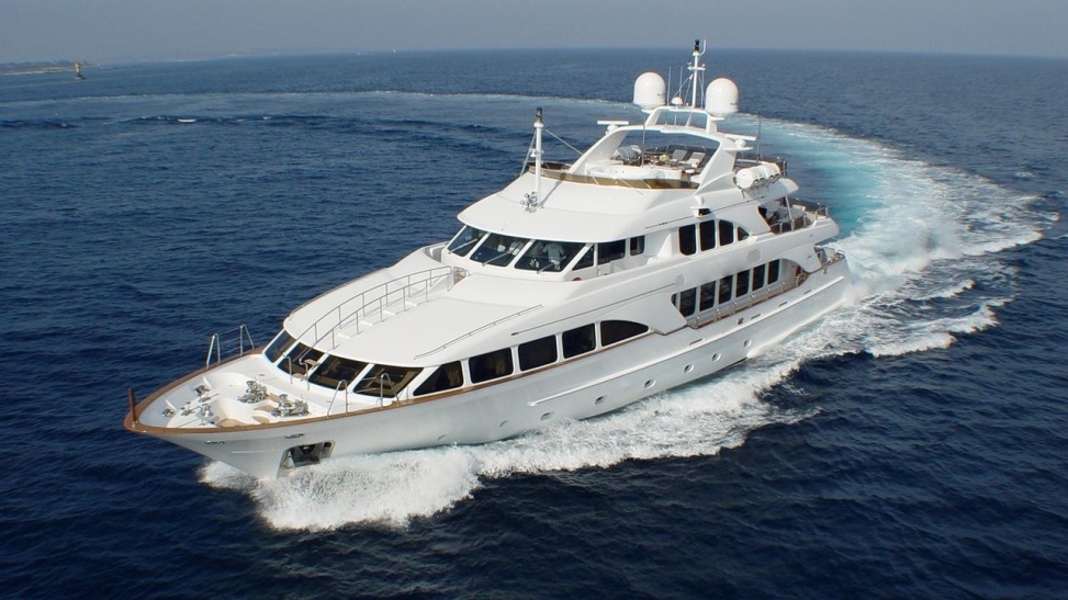 2006 Benetti Riva I à louer (photo 2)