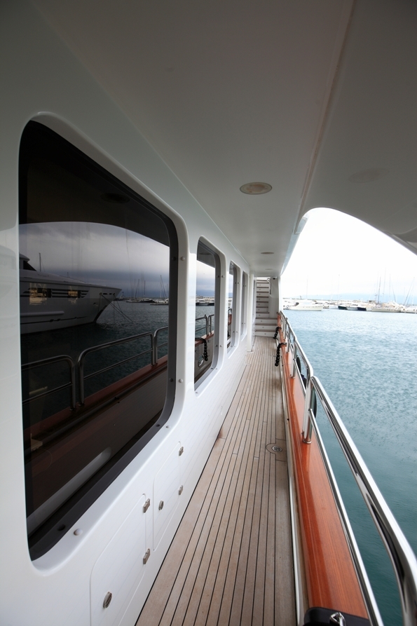 2006 Benetti Riva I à louer (photo 4)