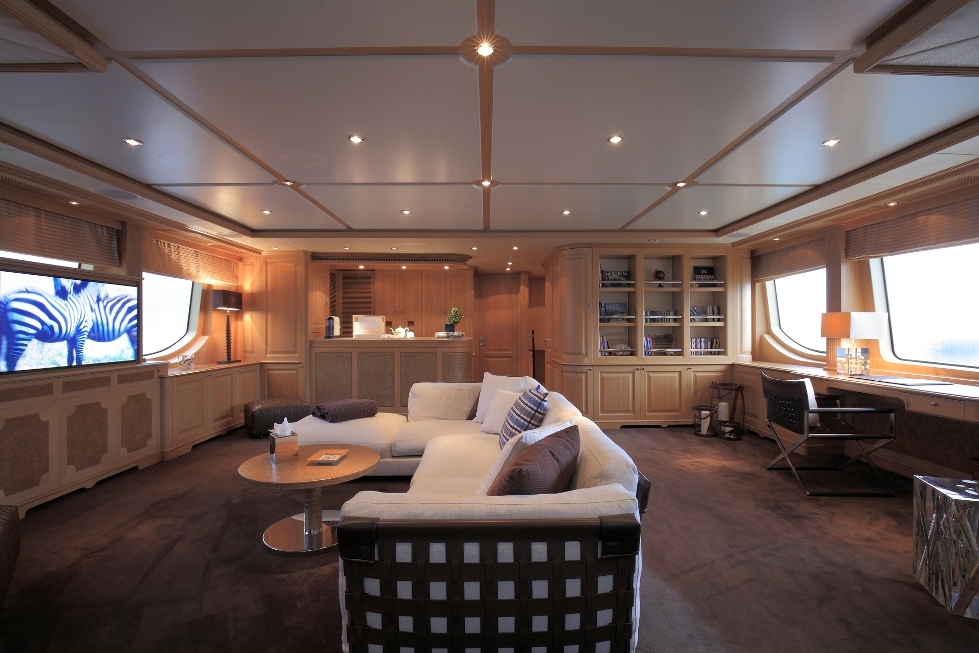 2006 Benetti Riva I à louer (photo 6)