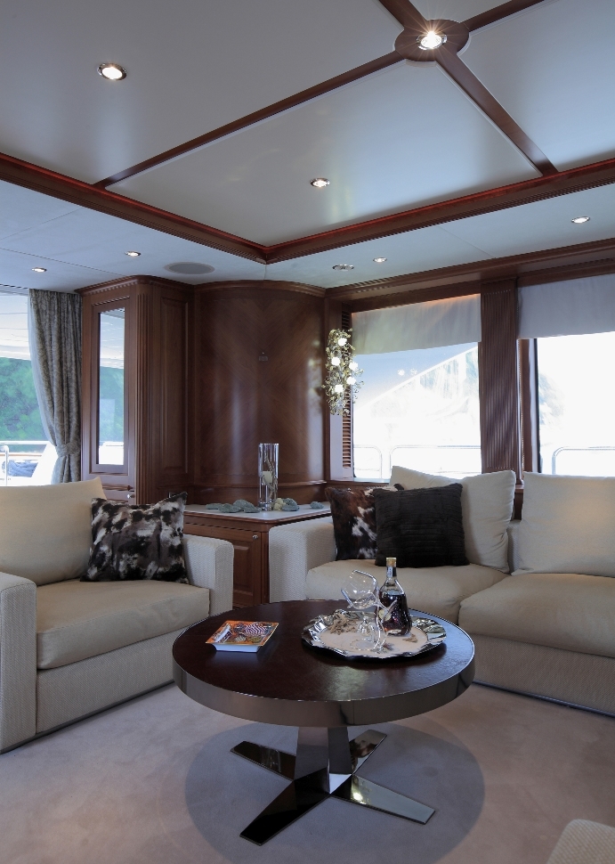 2006 Benetti Riva I à louer (photo 9)