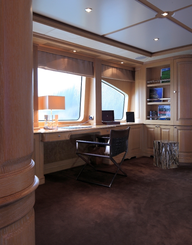 2006 Benetti Riva I à louer (photo 18)