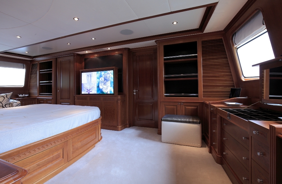 2006 Benetti Riva I à louer (photo 19)