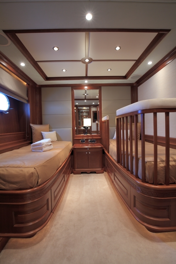 2006 Benetti Riva I à louer (photo 22)