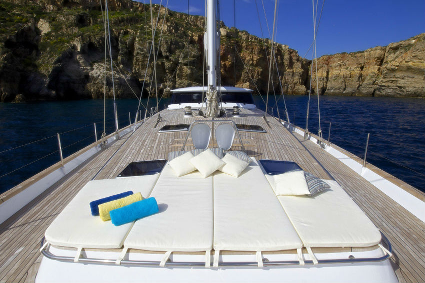 1995 Sterling Yachts Custom for sale (photo 4)