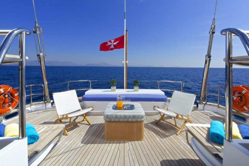 1995 Sterling Yachts Custom for sale (photo 6)