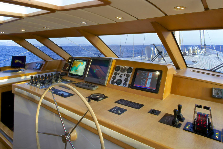 1995 Sterling Yachts Custom for sale (photo 10)