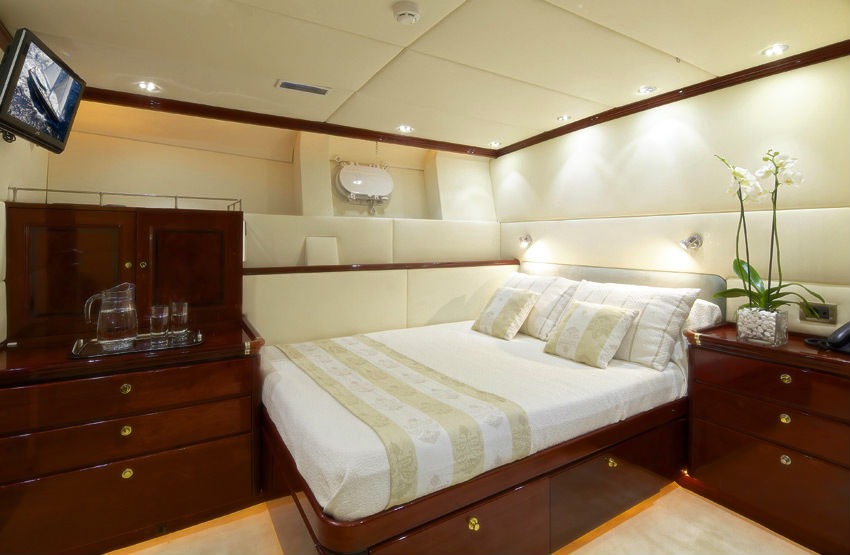 1995 Sterling Yachts Custom for sale (photo 22)