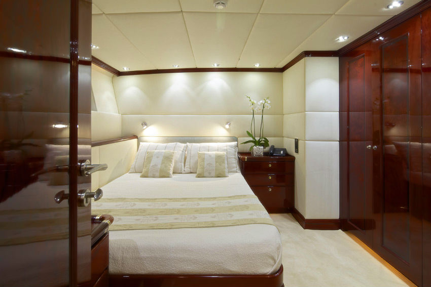 1995 Sterling Yachts Custom for sale (photo 23)