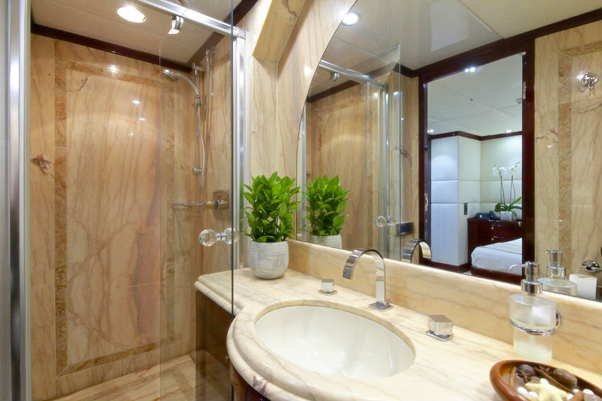 1995 Sterling Yachts Custom for sale (photo 26)
