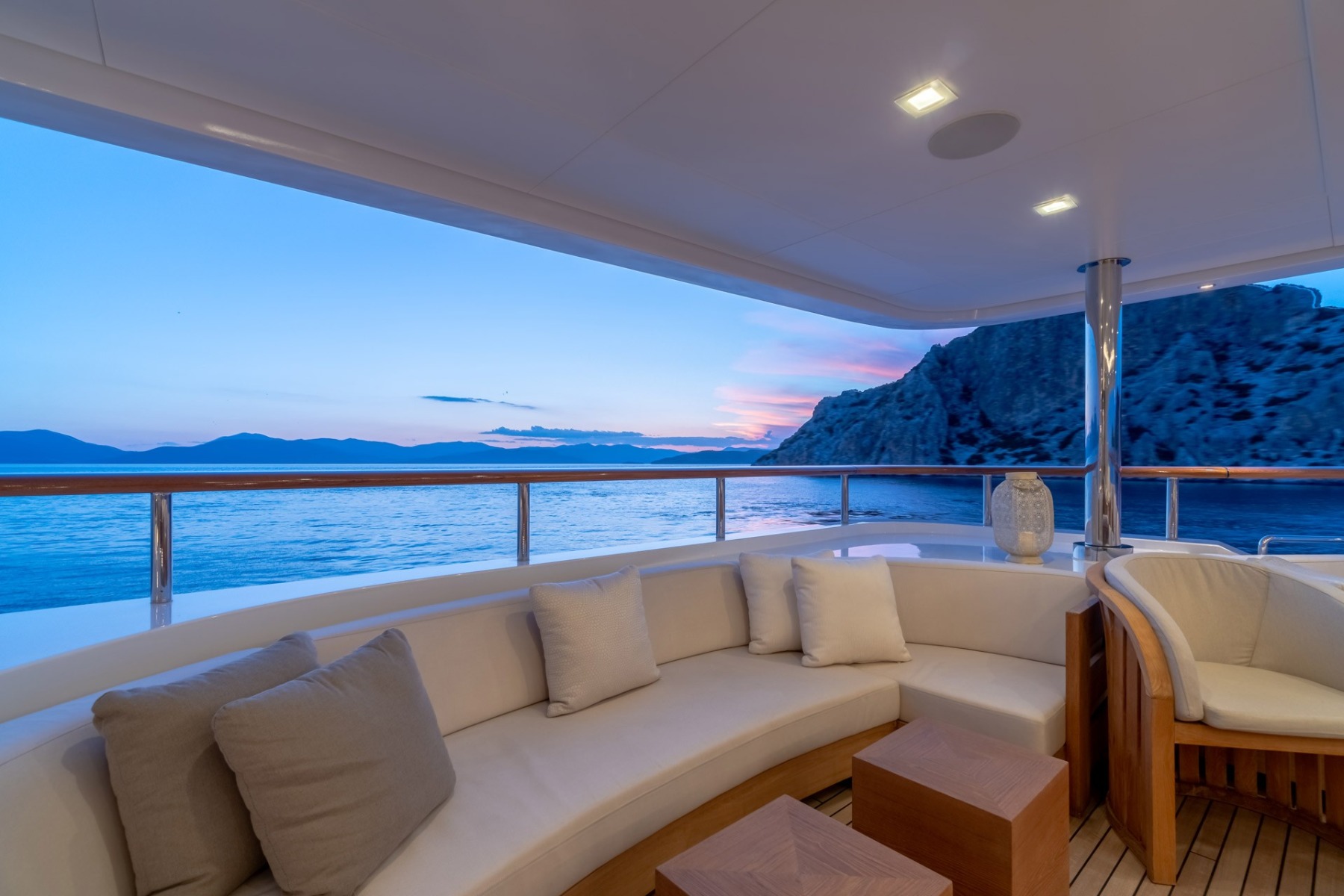 2018 Golden Yacht O'Mathilde na czarter (photo 27)