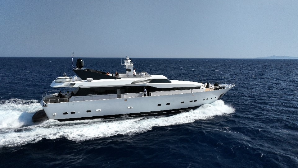 1988 Cantieri Di Pisa Bellini for charter (photo 7)