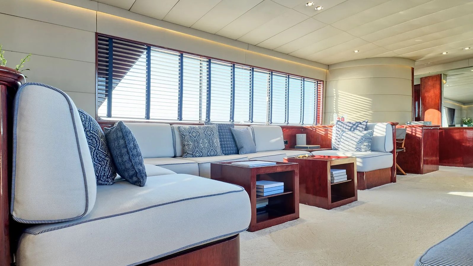 1965 Lurssen ALAYA te huur (photo 16)