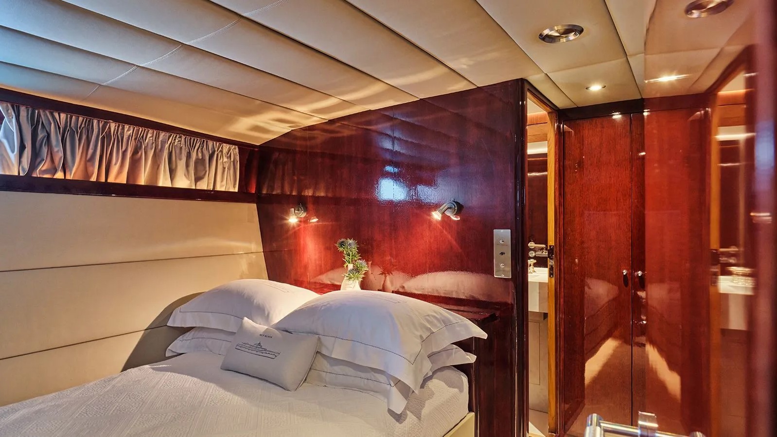 1965 Lurssen ALAYA te huur (photo 37)